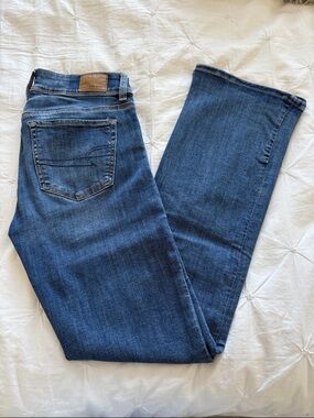 American Eagle Outfitters Low Rise Boot Cut Jeans